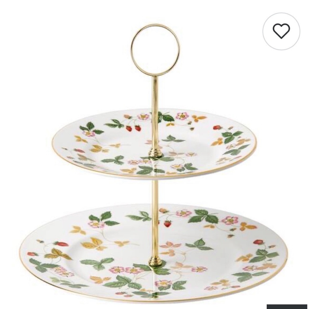 NWT Wedgwood Wild Strawberry cake stand two tier